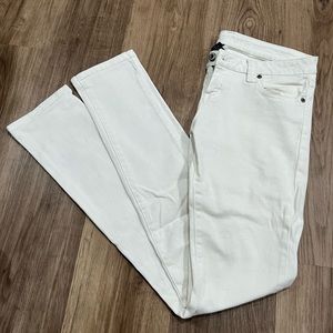 Juniors White Jeans